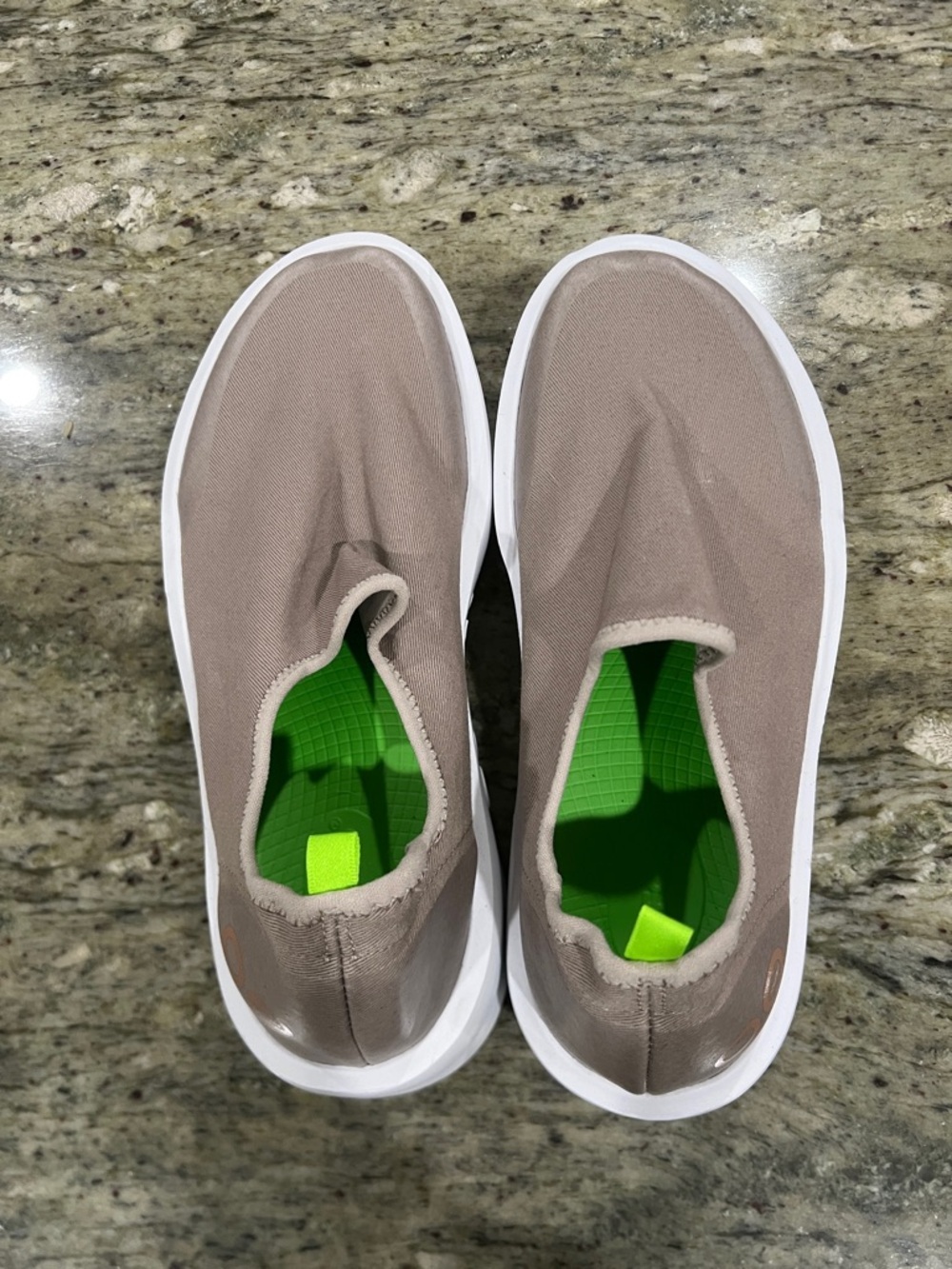 OOFOS OOmega eeZee Low Women's Recovery Slip-On Shoe Nomad Size 9 - Picture 5 of 7